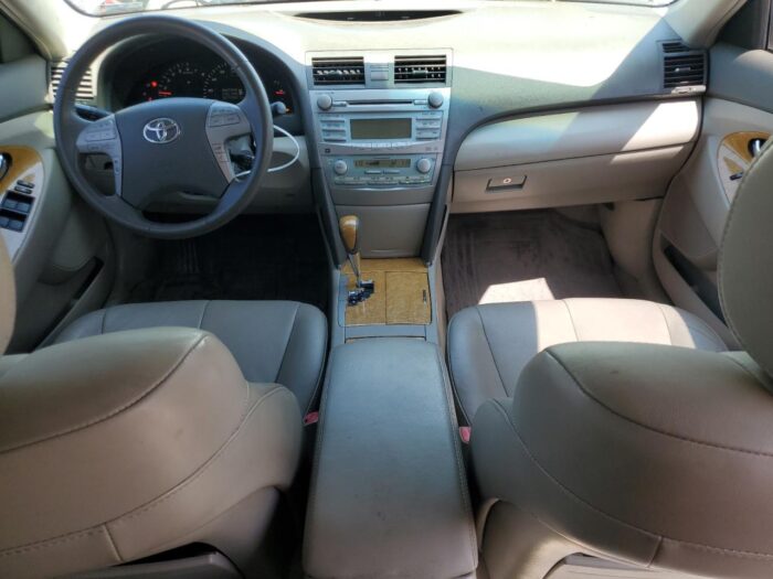2007 Toyota Camry Le - Image 5