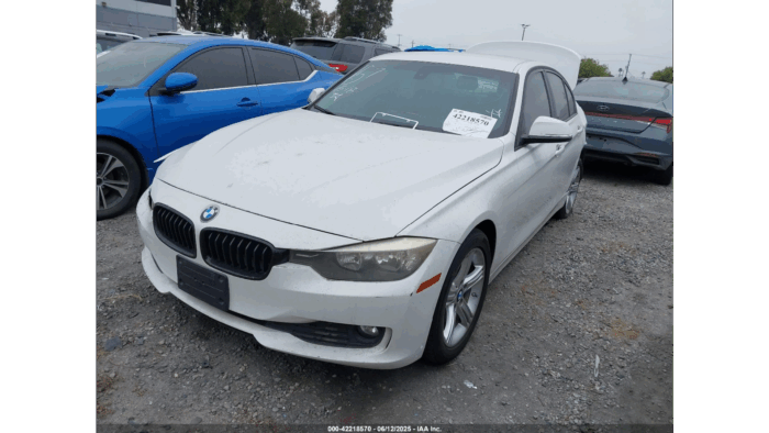 2014 Bmw 320I - Image 2