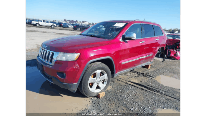 2013 Jeep Grand Cherokee - Image 2