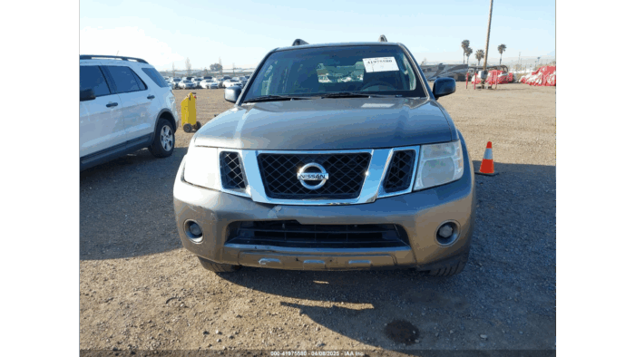 2008 Nissan Pathfinder S - Image 2