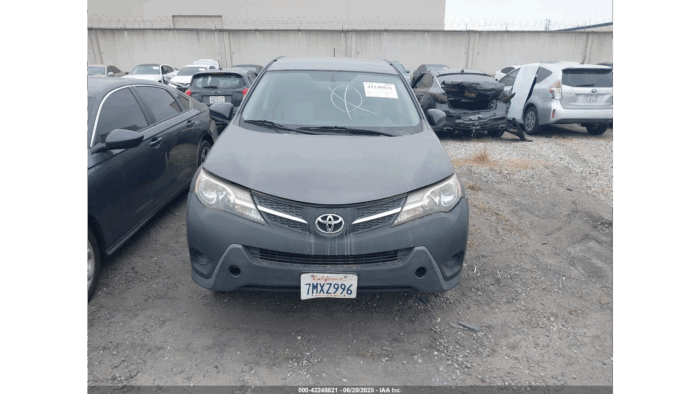2015 Toyota Rav4 Le - Image 2