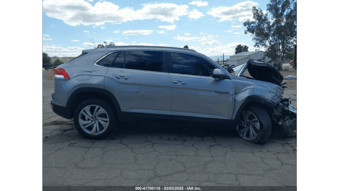 2020 Volkswagen Atlas - Image 3