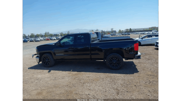 2014 Chevrolet Silverado 1500 - Image 3