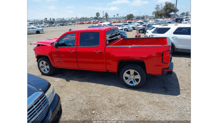 2018 Chevrolet Silverado 1500 - Image 4
