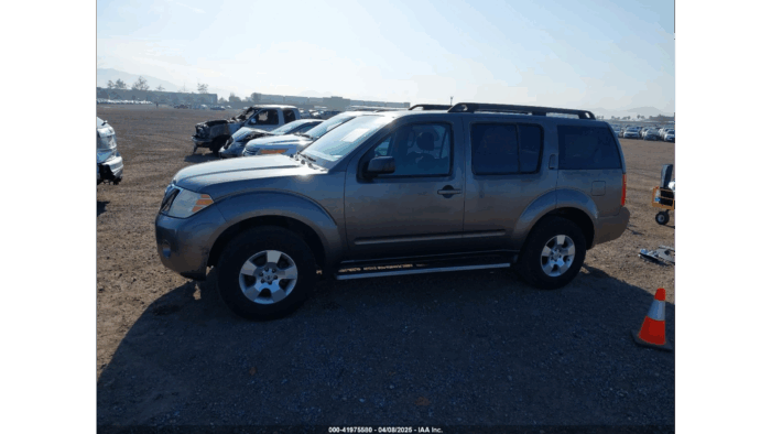 2008 Nissan Pathfinder S - Image 5