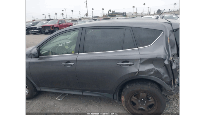 2015 Toyota Rav4 Le - Image 5