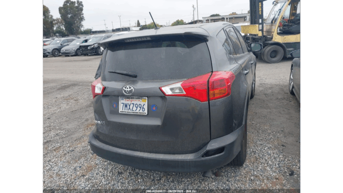 2015 Toyota Rav4 Le - Image 6