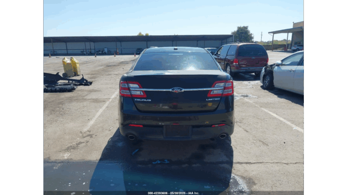 2013 Ford Taurus - Image 5
