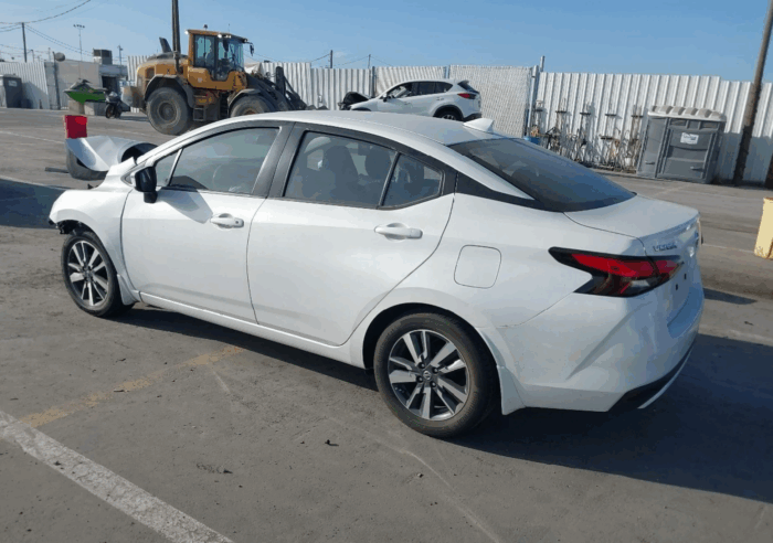 2021 Nissan Versa Sv