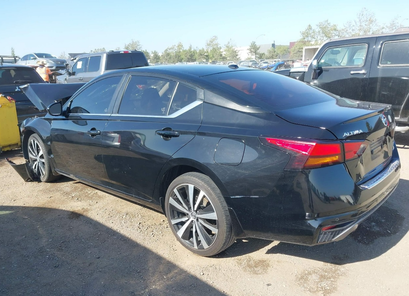 2022 Nissan Altima Sr