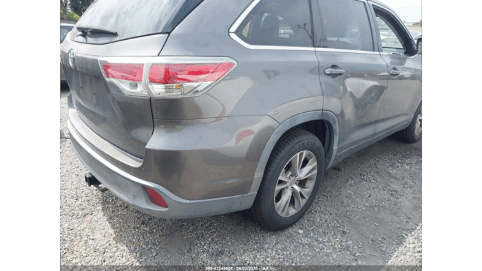 2015 Toyota Highlander Le - Imagen 4