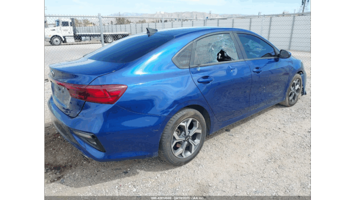 2020 Kia Forte Lxs - Image 4