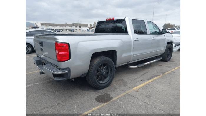 2017 Chevrolet Silverado 1500 - Image 2