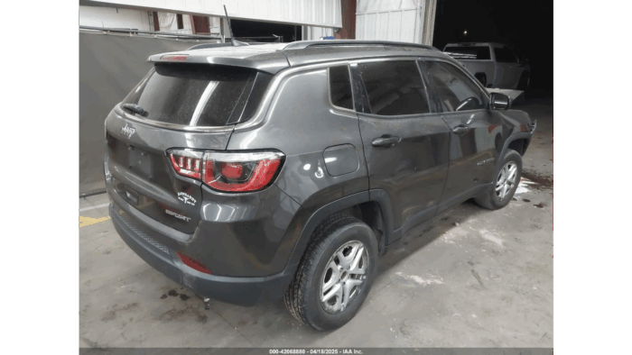 2020 Jeep Compass - Image 2
