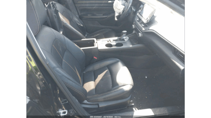 2022 Nissan Altima Sr - Image 6