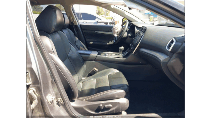 2017 Nissan Maxima - Image 7