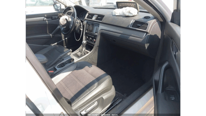 2014 Volkswagen Passat - Image 6