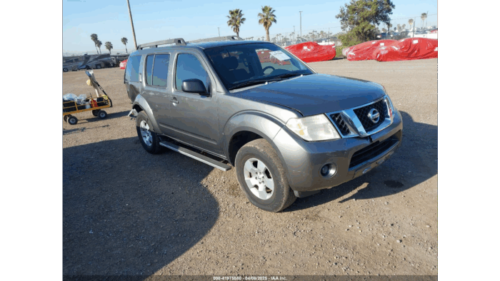 2008 Nissan Pathfinder S - Image 3