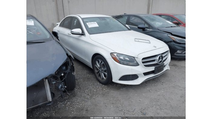 2017 Mercedes-Benz C 300 - Image 3