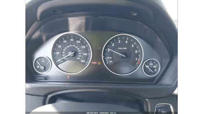 2014 Bmw 320I - Image 9