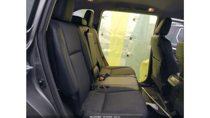 2015 Toyota Highlander Le - Imagen 9