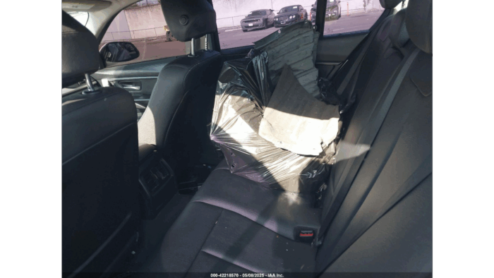2014 Bmw 320I - Image 8