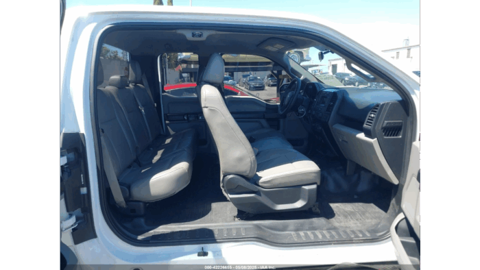 2015 Ford F-150 - Image 8