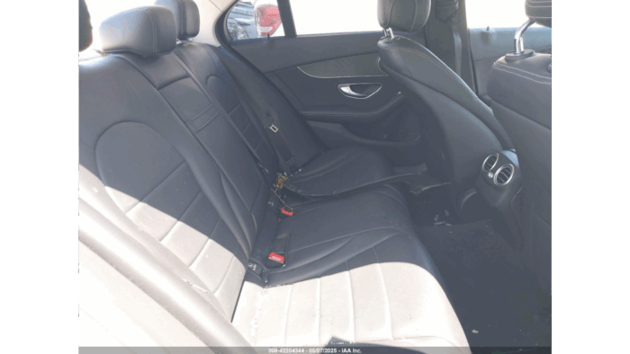2017 Mercedes-Benz C 300 - Image 8