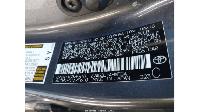 2016 Toyota Prius - Image 8