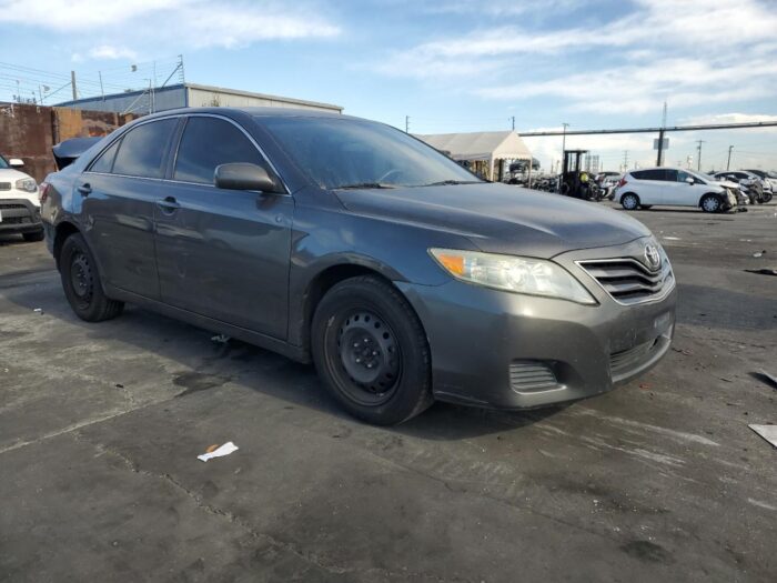 2010 Toyota Camry - Image 3