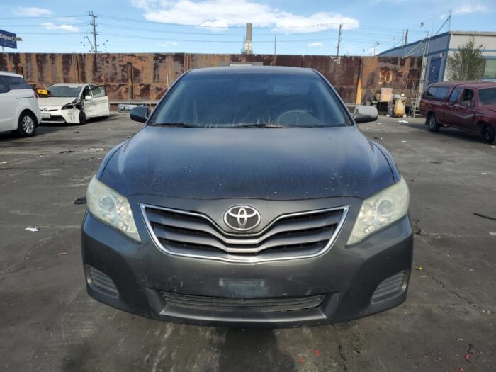 2010 Toyota Camry - Image 2