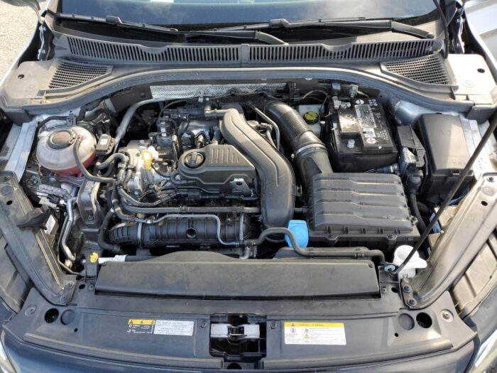 2022 Volkswagen Jetta - Imagen 3