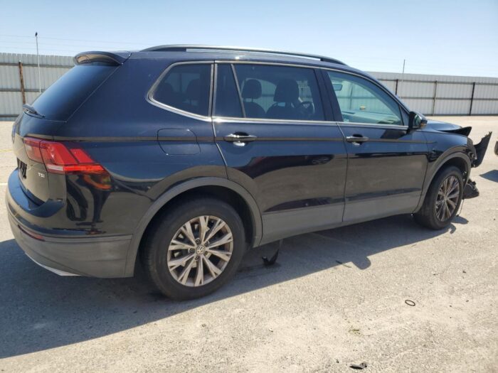 2018 Volkswagen Tiguan - Image 2