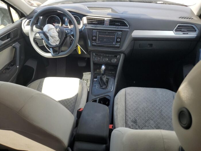 2018 Volkswagen Tiguan - Image 4