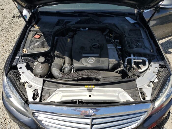 2015 Mercedes-Benz C 300 - Image 5
