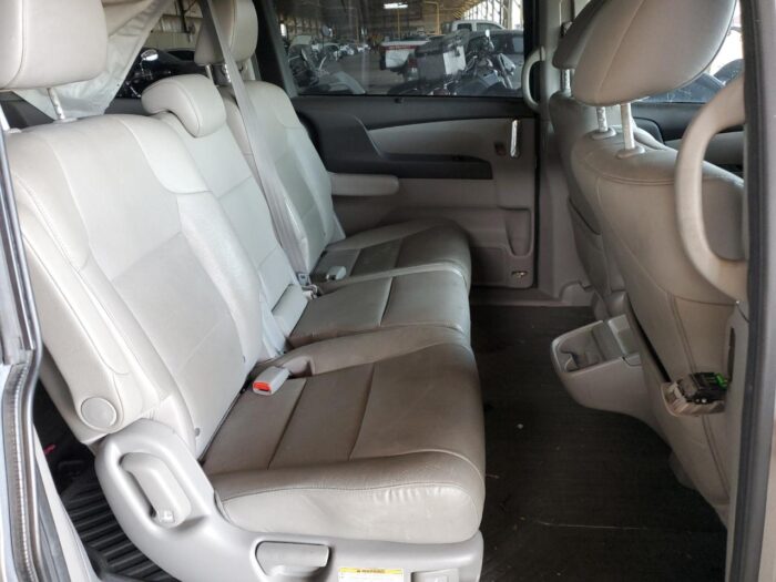 2016 Honda Odyssey - Image 6