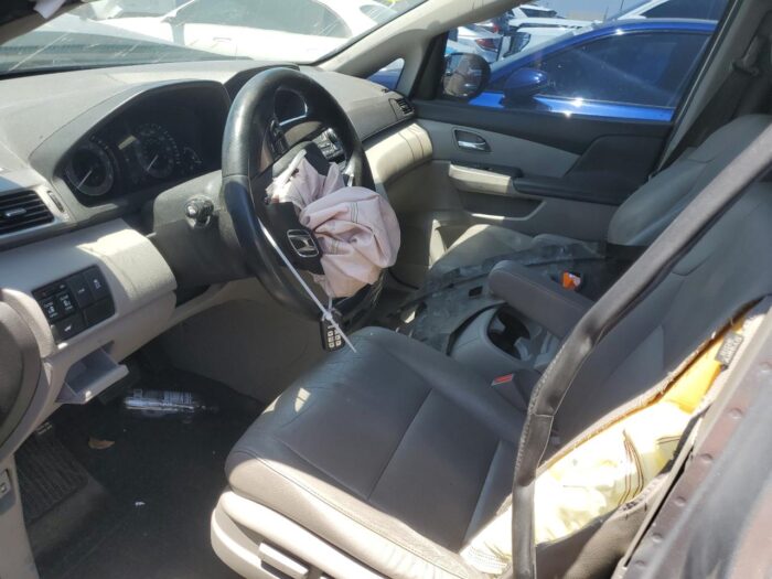 2016 Honda Odyssey - Image 5