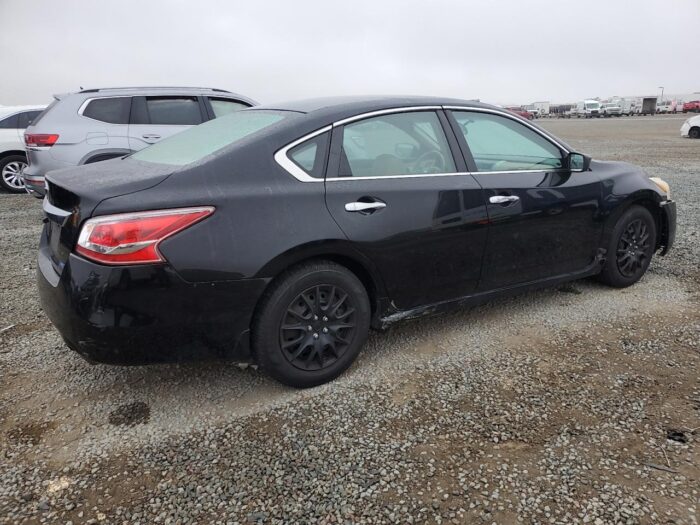 2013 Nissan Altima - Image 4
