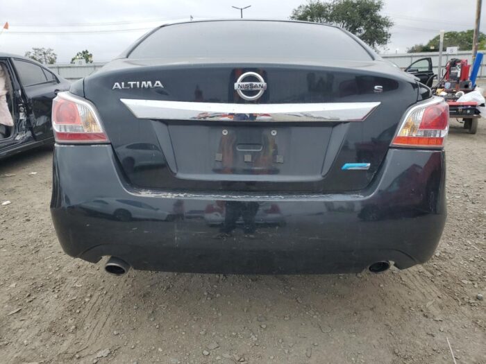 2014 Nissan Altima - Image 3