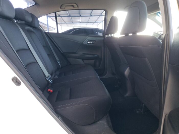 2015 Honda Accord - Image 5