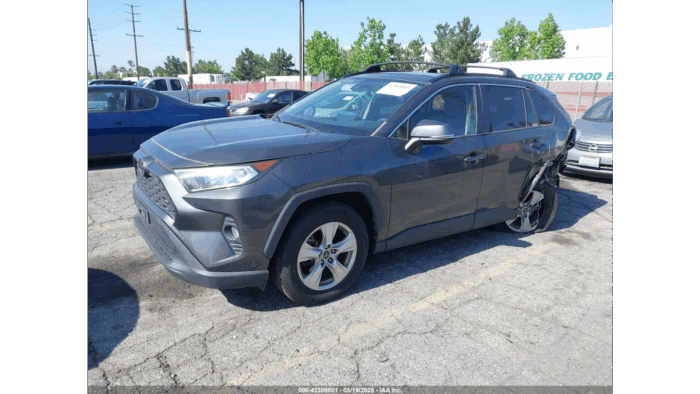 2019 Toyota Rav4 Xle - Image 3