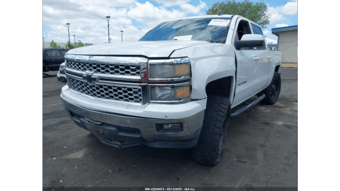 2014 Chevrolet Silverado 1500 - Image 2