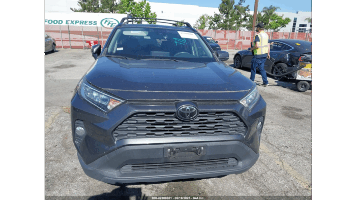 2019 Toyota Rav4 Xle - Image 2