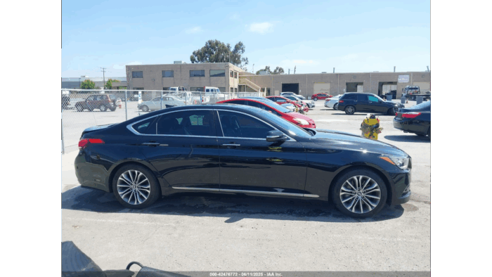 2015 Hyundai Genesis - Image 4
