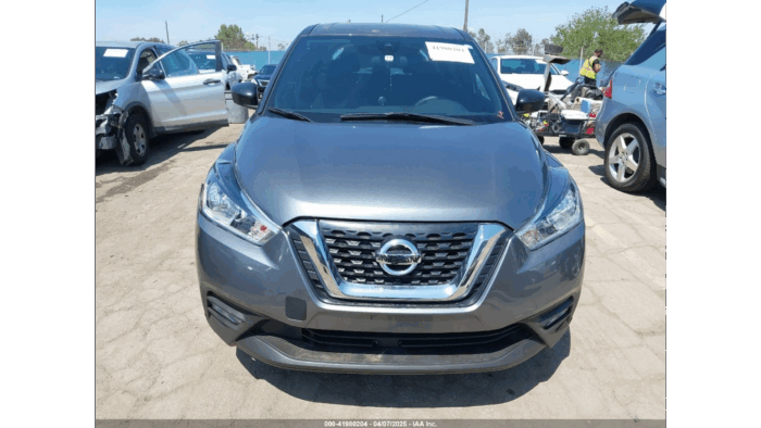 2020 Nissan Kicks S - Image 2