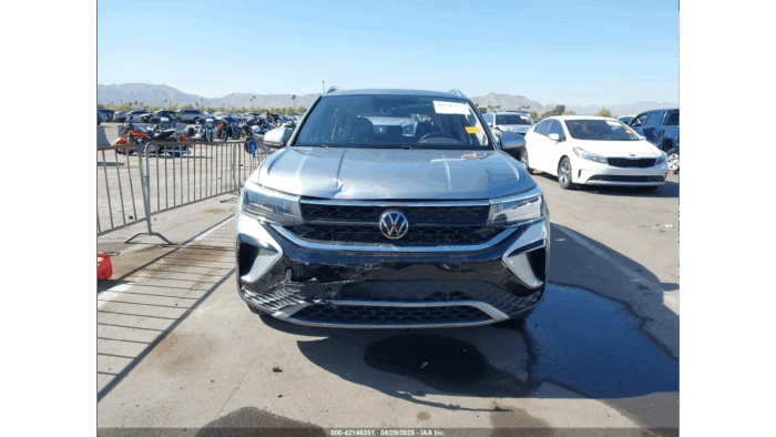 2022 Volkswagen Taos Se - Image 2