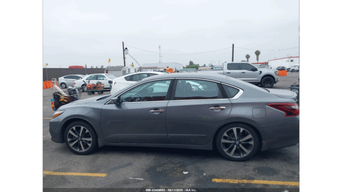 2017 Nissan Altima - Image 3