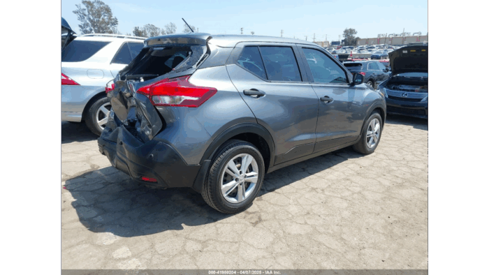 2020 Nissan Kicks S - Image 6