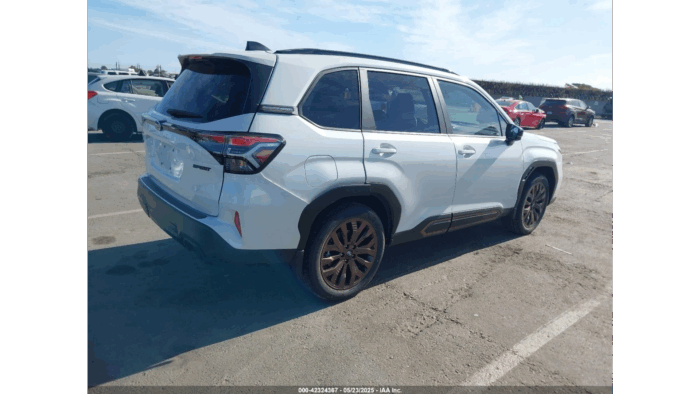 2025 Subaru Forester - Image 4