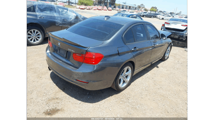 2013 BMW 328I - Image 2